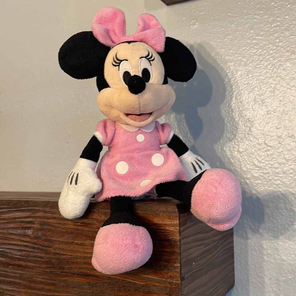 12 inch Minnie Mouse Plush